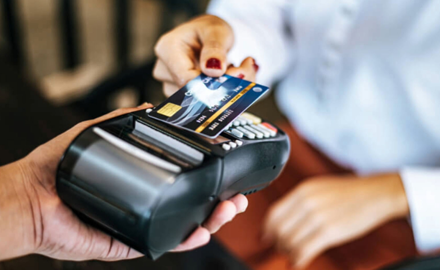 Swipe with Confidence: A Traveler’s Guide to Using Credit Cards in Glasgow